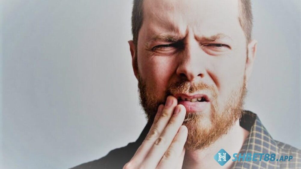 Ngủ mơ thấy người khác bị rụng răng